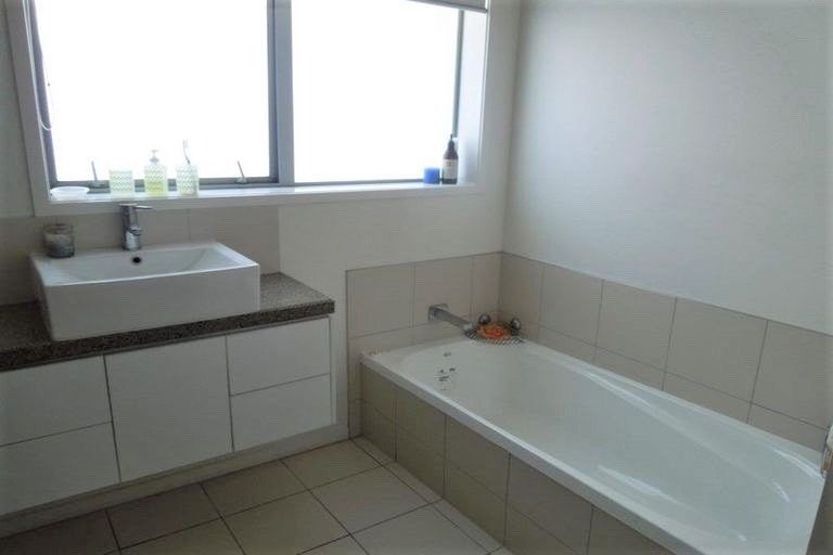 Photo of property in 3 Tweed Street, Mount Maunganui, 3116