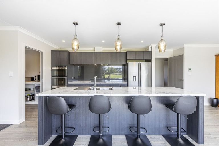 Photo of property in 7 Hartwell Drive, Kelvin Grove, Palmerston North, 4470