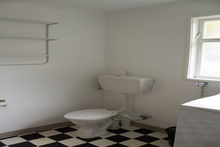 Photo of property in 50u5 Buckley Road, Southgate, Wellington, 6023