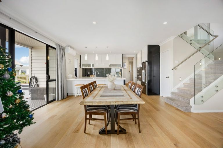 Photo of property in 4 Copper Lane, Long Bay, Auckland, 0630