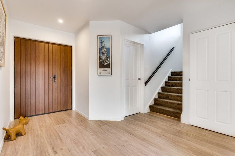 Photo of property in 12 Patricia Place, Harewood, Christchurch, 8051