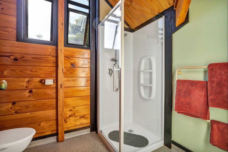 Photo of property in 21b Sequoia Grove, Merrilands, New Plymouth, 4312