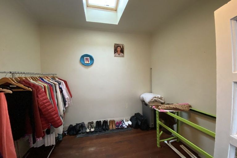 Photo of property in 36 Rolleston Street, Mount Cook, Wellington, 6021