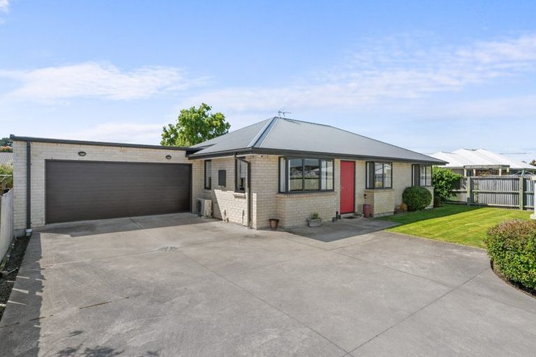 Photo of property in 396 Bower Avenue, Parklands, Christchurch, 8083