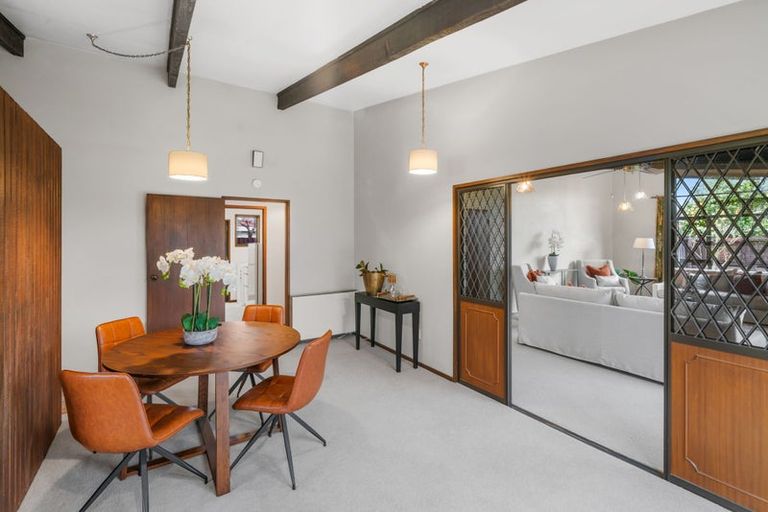 Photo of property in 30 Kingham Place, Avonhead, Christchurch, 8042