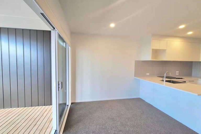 Photo of property in 69 Ngae Place, Mangere East, Auckland, 2024