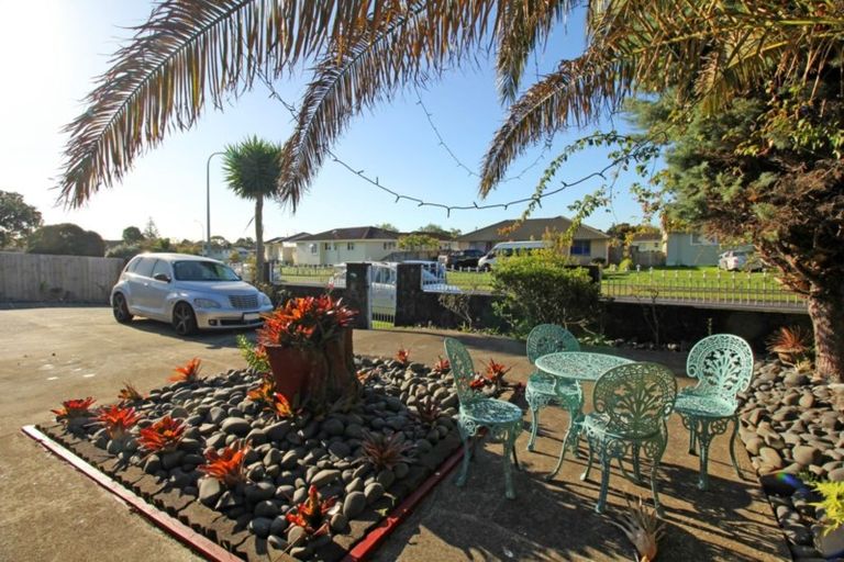 Photo of property in 48 Steven Street, Mangere East, Auckland, 2024