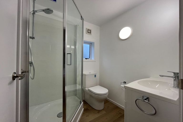 Photo of property in 25 Geoffrey Road, Torbay, Auckland, 0630