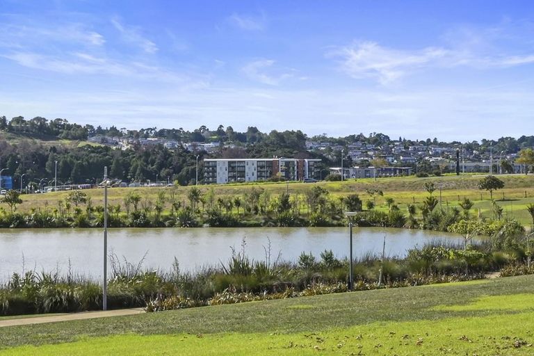 Photo of property in 314/3 Kaipiho Lane, Albany, Auckland, 0632