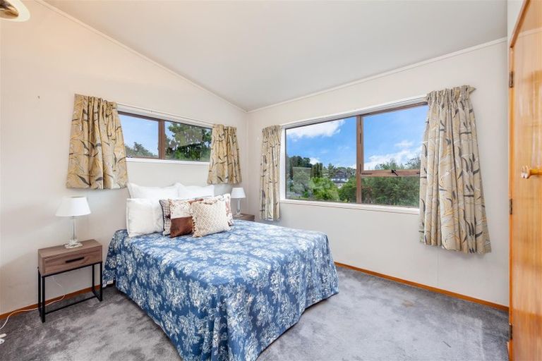 Photo of property in 1/48 Lemnos Place, Titirangi, Auckland, 0604