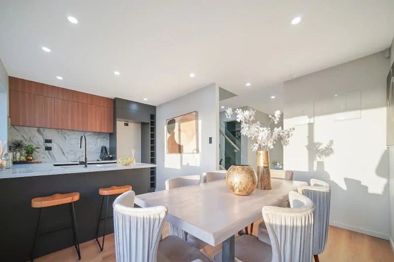 Photo of property in 6 William Roberts Road, Pakuranga, Auckland, 2010