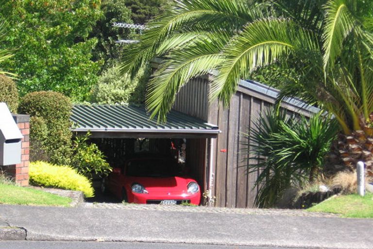 Photo of property in 10 Brussells Place, Birkenhead, Auckland, 0626