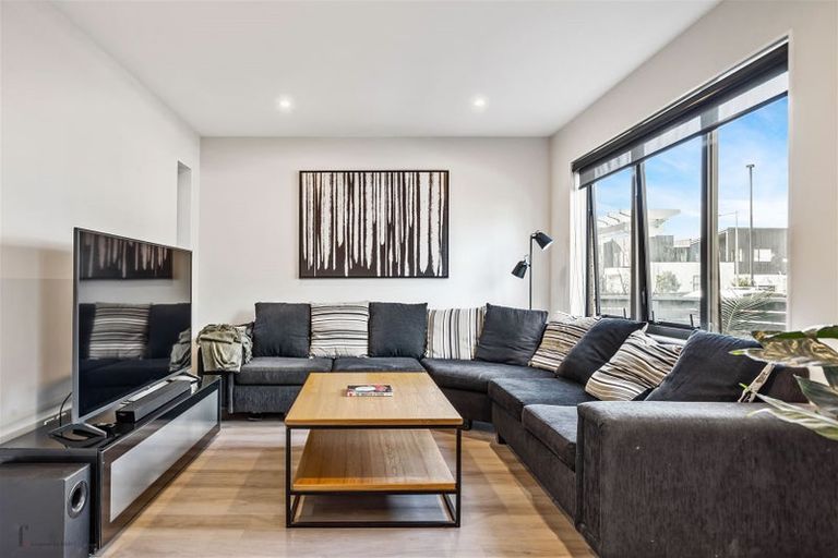 Photo of property in 68 Joshua Carder Drive, Hobsonville, Auckland, 0616