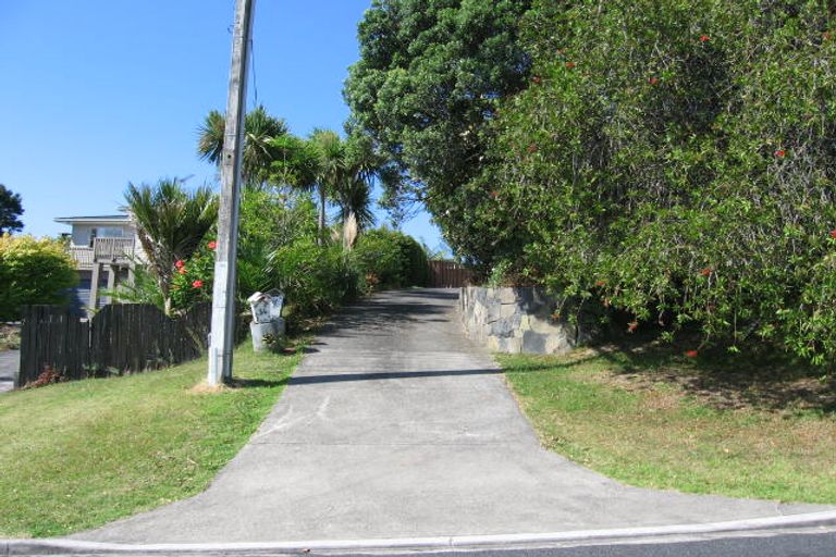 Photo of property in 2/9 Watea Road, Torbay, Auckland, 0630