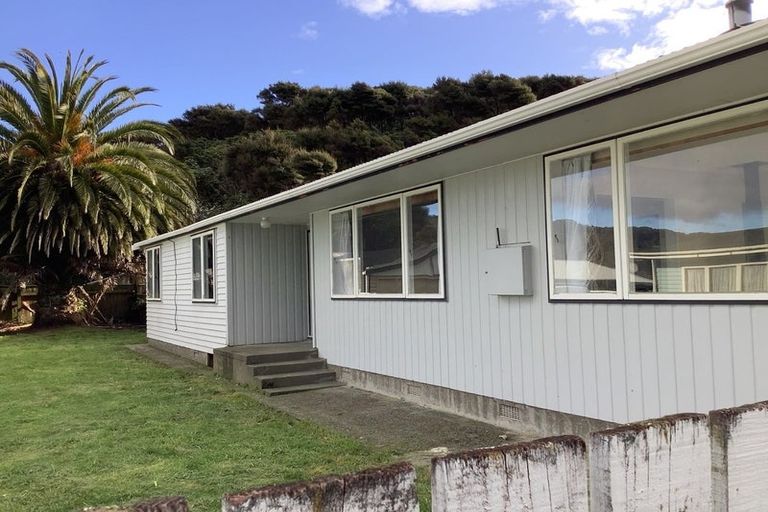 Photo of property in 13 Kawatiri Grove, Wainuiomata, Lower Hutt, 5014