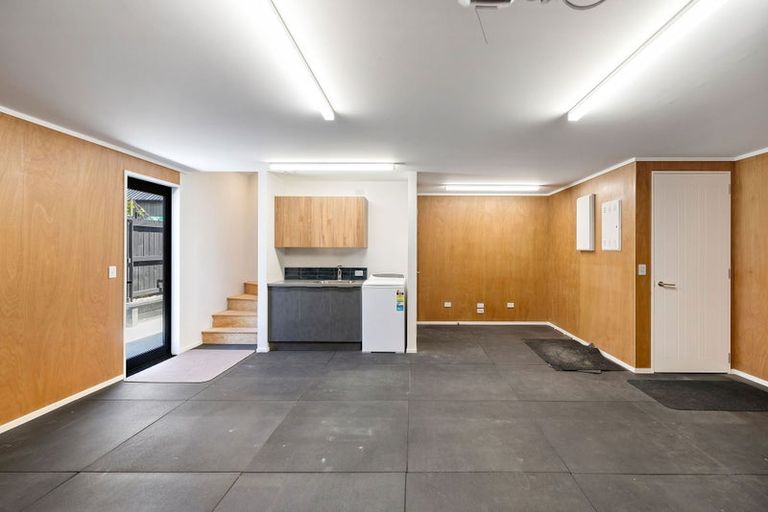 Photo of property in 14 Mount Nicholas Avenue, Wanaka, 9305