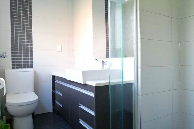 Photo of property in 70 Laurel Oak Drive, Schnapper Rock, Auckland, 0632