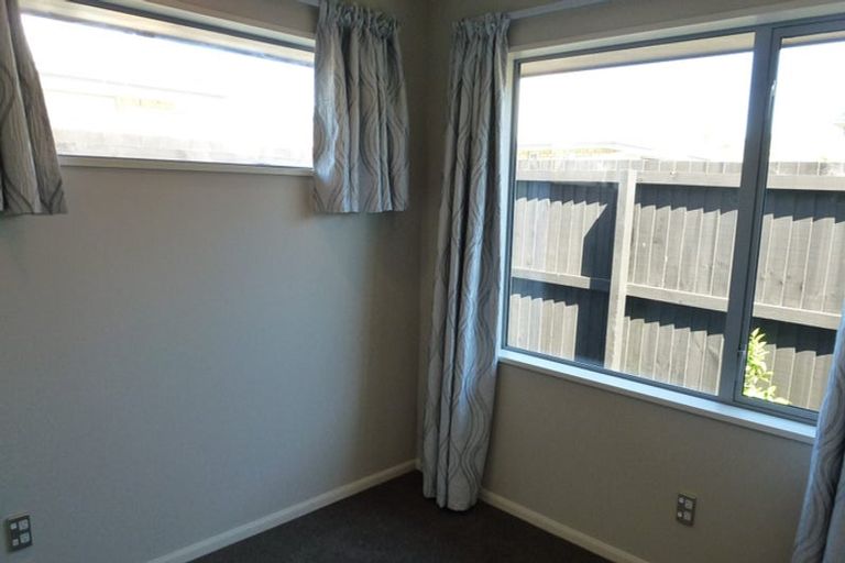 Photo of property in 49a Mcmahon Drive, Aidanfield, Christchurch, 8025