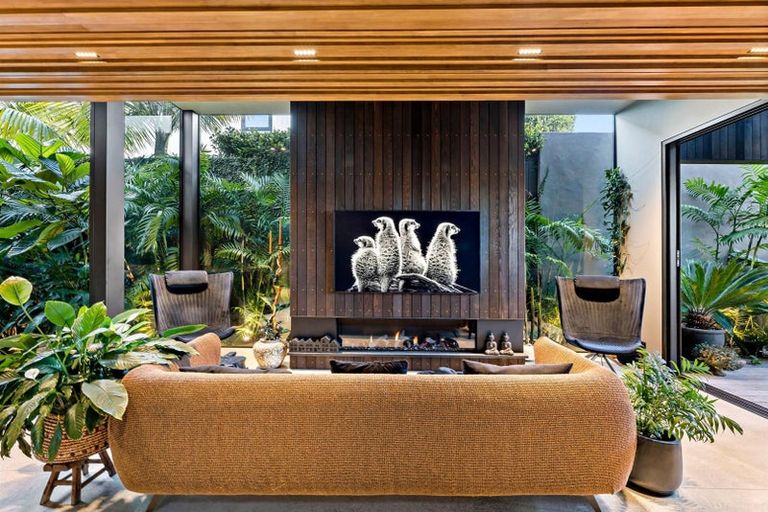 Photo of property in 14b William Street, Takapuna, Auckland, 0622