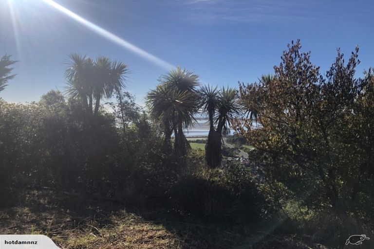 Photo of property in 19 Selleck Street, Mount Pleasant, Christchurch, 8081
