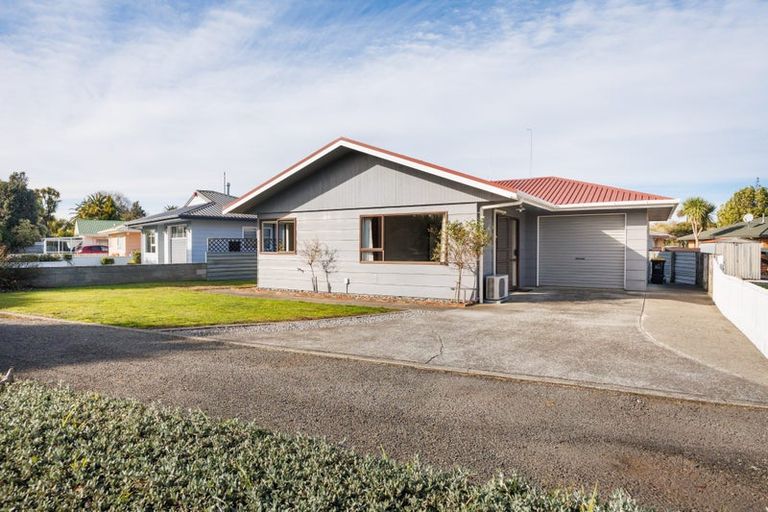 Photo of property in 12 South Street, Feilding, 4702