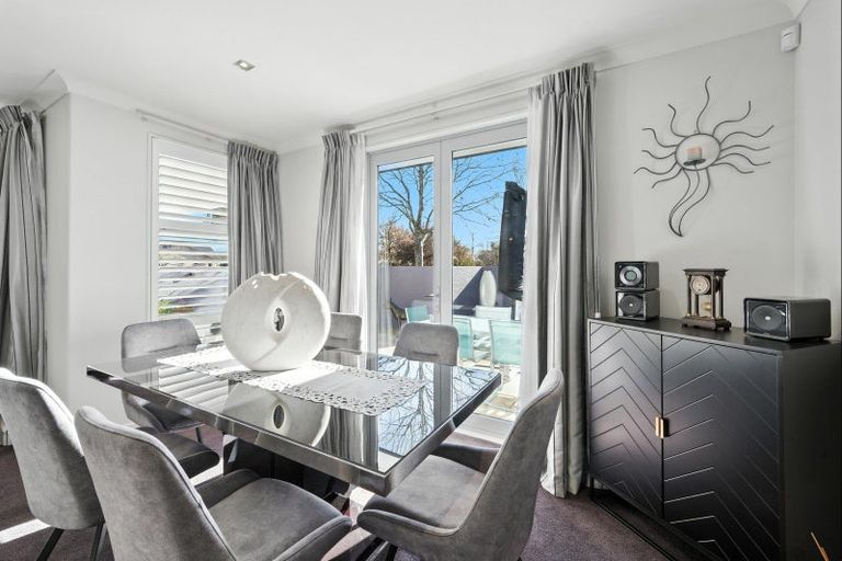 Photo of property in 43 Sycamore Close, Rangiora, 7400