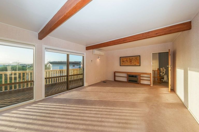 Photo of property in 34 Waller Avenue, Bucklands Beach, Auckland, 2012