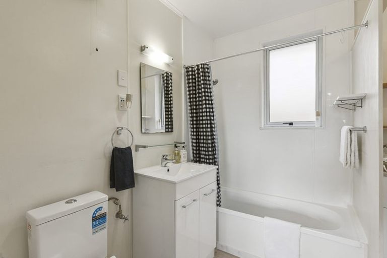 Photo of property in 8a Mamaku Street, Paraparaumu, 5032