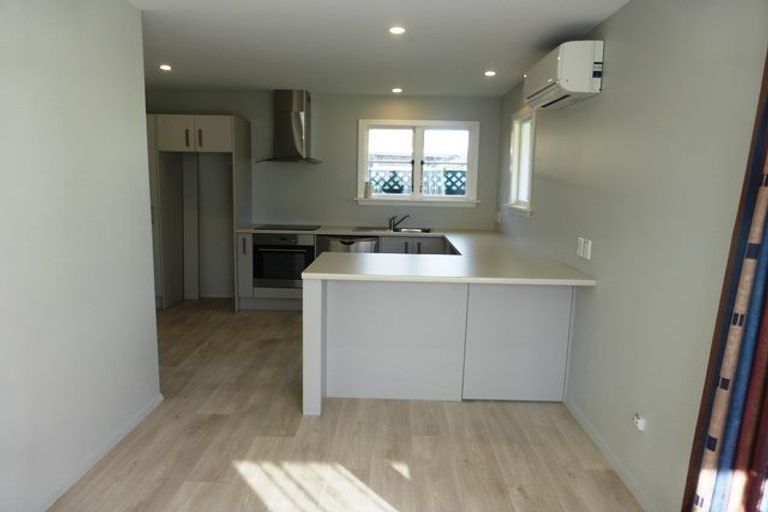 Photo of property in 19 Canberra Place, Redwood, Christchurch, 8051