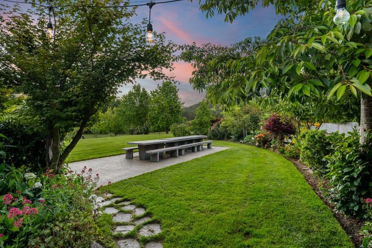 Photo of property in 241a Ararimu Valley Road, Helensville, Waimauku, 0882