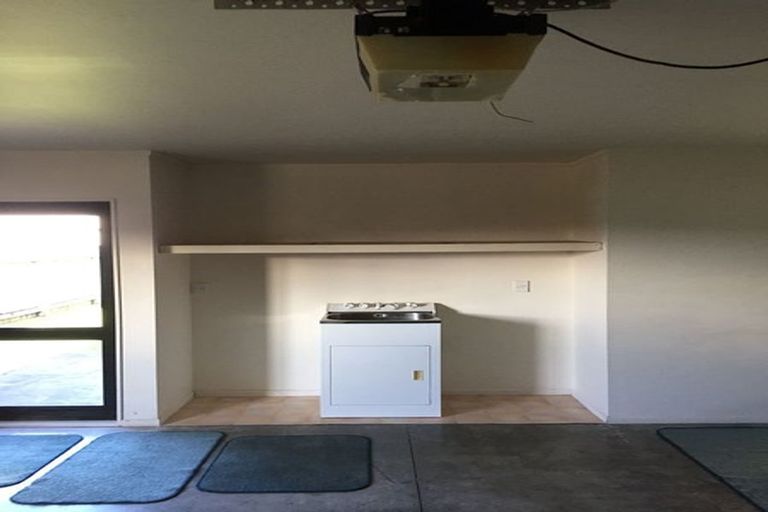 Photo of property in 79 Leighton Avenue, Waiwhetu, Lower Hutt, 5010