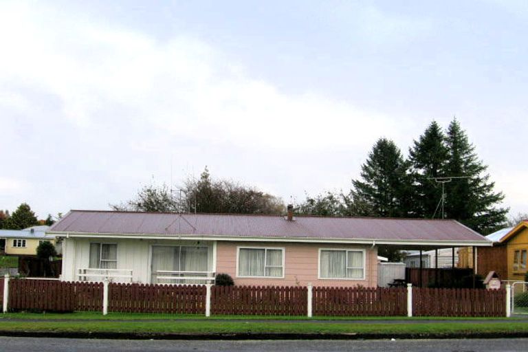 Photo of property in 68 Dalmeny Street, Tokoroa, 3420