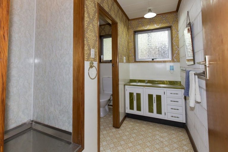 Photo of property in 476 Rehutai Road, Baylys Beach, Dargaville, 0377