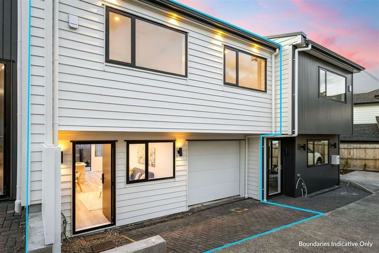 Photo of property in 44 Waipuhinui Way, Wiri, Auckland, 2104