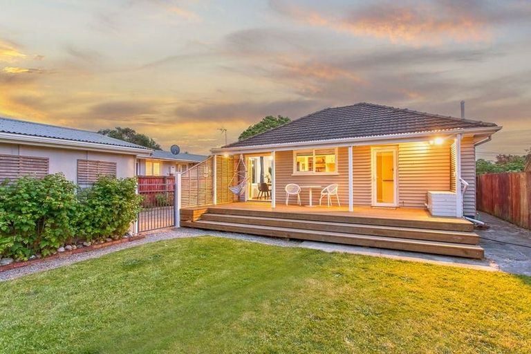 Photo of property in 40 Gregan Crescent, Burnside, Christchurch, 8053