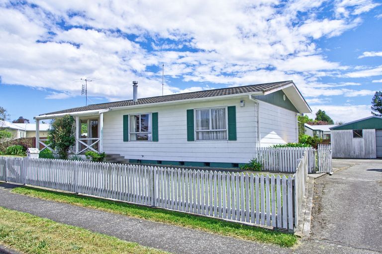 Photo of property in 15 Taranaki Street, Kuripuni, Masterton, 5810