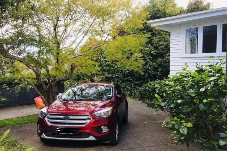 Photo of property in 21 Channel Road, Campbells Bay, Auckland, 0630