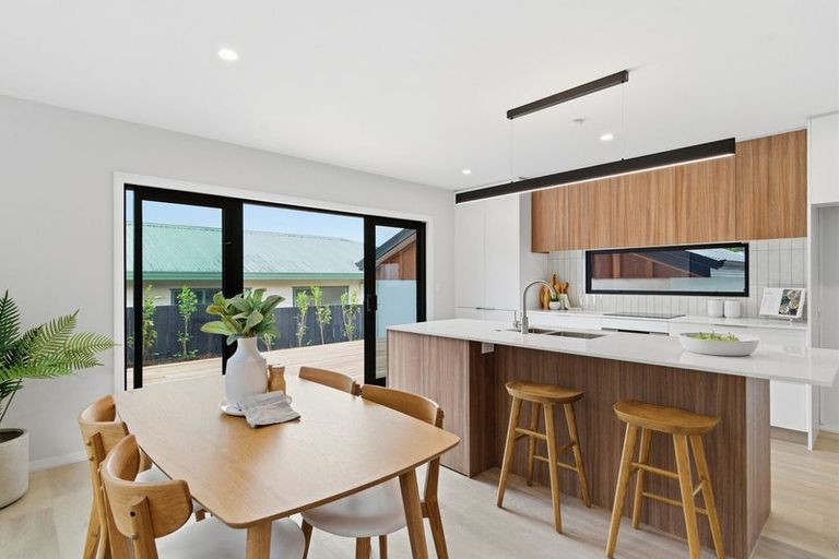 Photo of property in 3a Sharyn Place, Brookfield, Tauranga, 3110