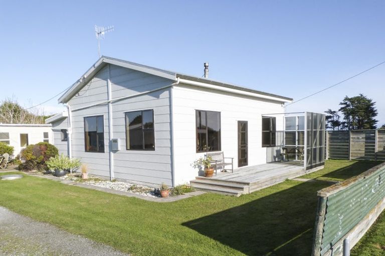 Photo of property in 34 Kent Street, Woodend, Invercargill, 9877