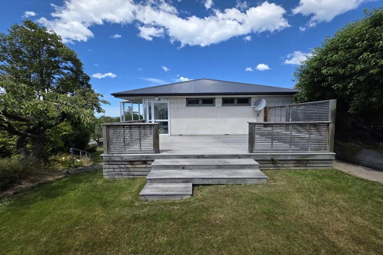 Photo of property in 6 Solway Street, Holmes Hill, Oamaru, 9401