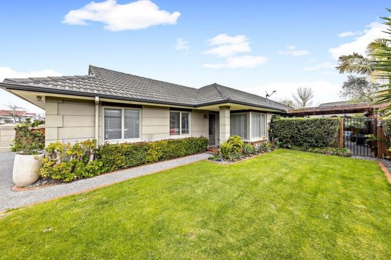 Photo of property in 58 Taka Street, Takanini, 2112