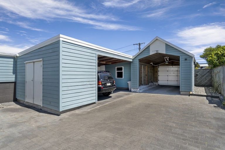 Photo of property in 86 Manly Street, Paraparaumu Beach, Paraparaumu, 5032