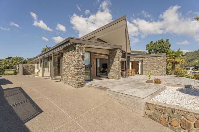 Photo of property in 115 Motu Hei, Pauanui, Hikuai, 3579