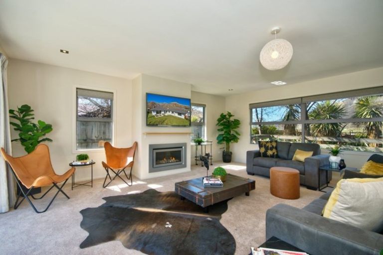 Photo of property in 3 Widgeon Place, Lake Hayes, Queenstown, 9304