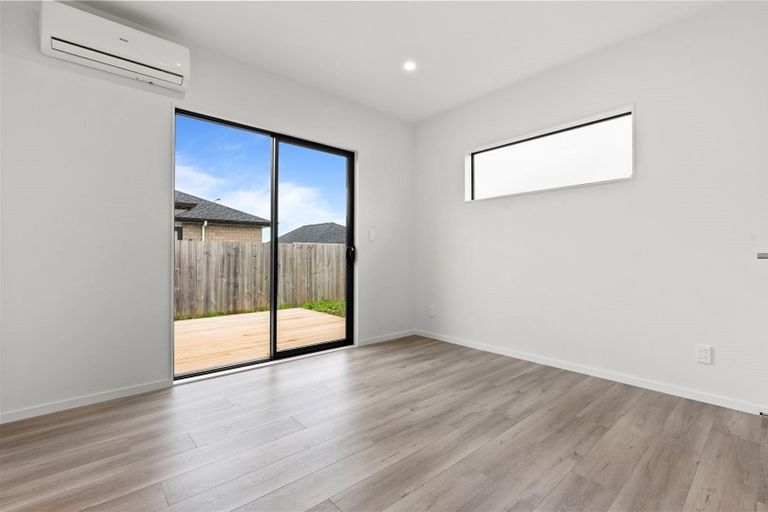 Photo of property in 4 Parton Road, Pukekohe, 2120