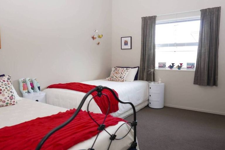 Photo of property in 2/21 Rosewarne Street, Spreydon, Christchurch, 8024