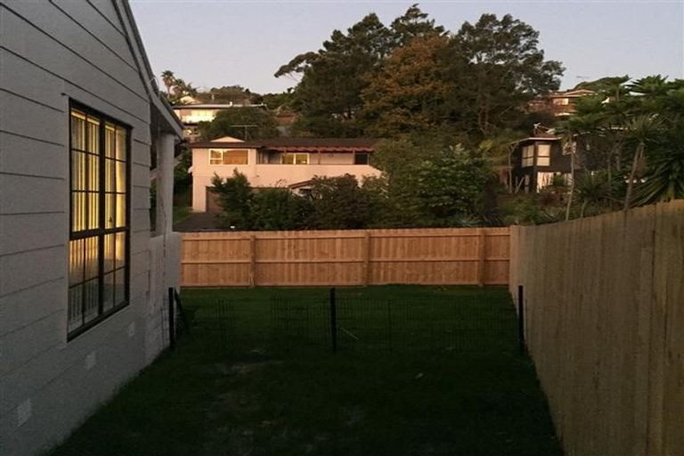 Photo of property in 90 Oaktree Avenue, Browns Bay, Auckland, 0630