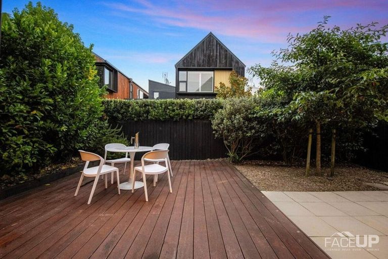 Photo of property in 6 Nevill Road, Hobsonville, Auckland, 0616