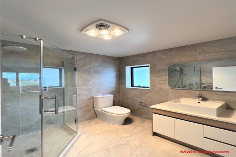 Photo of property in 17 Golden Avenue, Flat Bush, Auckland, 2019