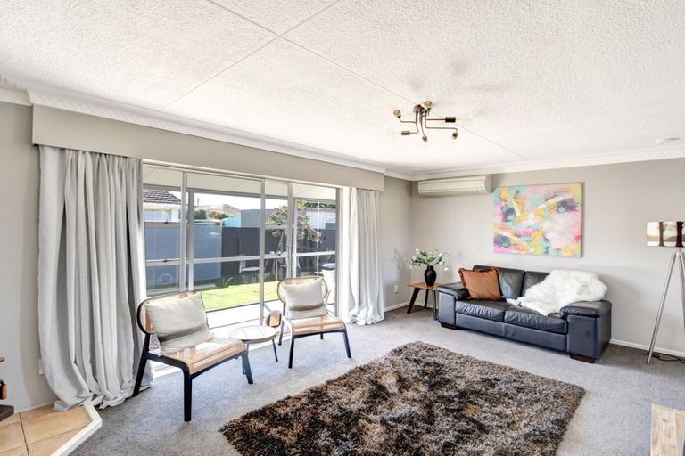 Photo of property in 76 Tyne Street, Mosgiel, 9024